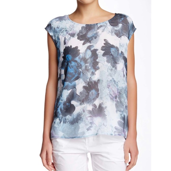Dkny Tops - DKNY Jeans Sea floral Crossover Back Top